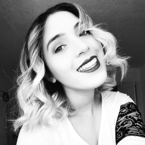 Meet your Posher, Crystal - Picture 4 of 4